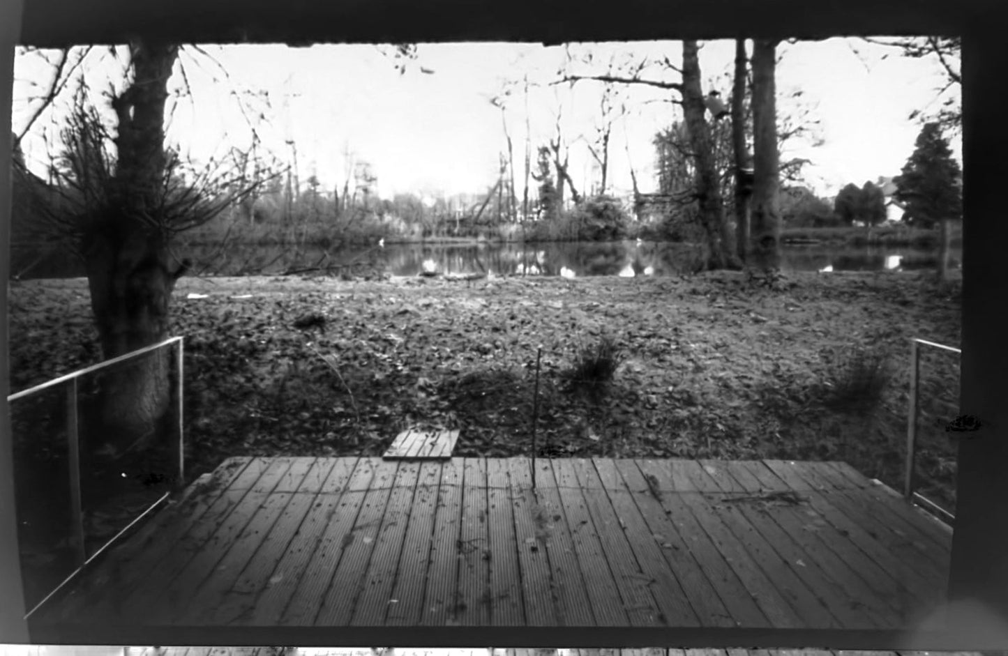 Pinhole lensboard